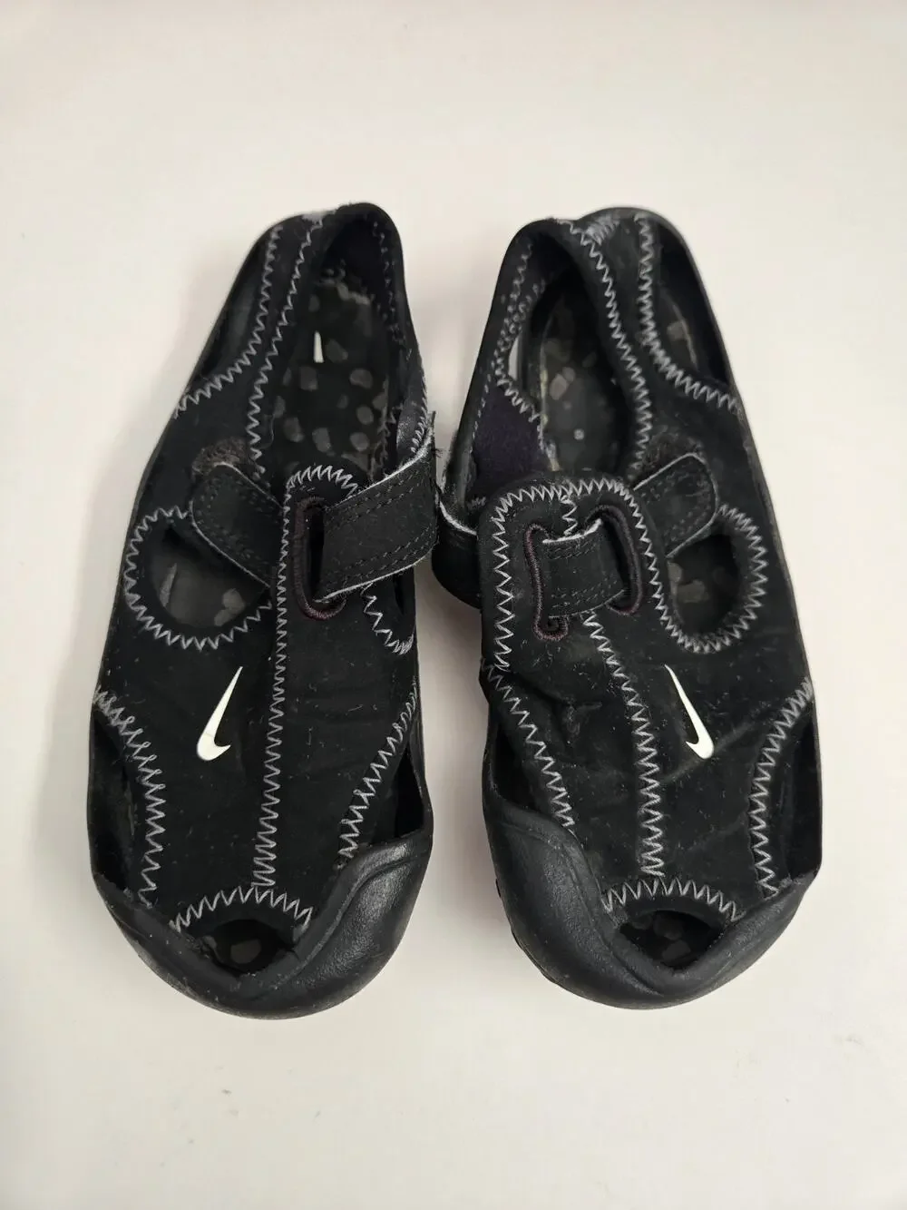 NIKE Sunray Protect Kids Water Shoes Black Toddler Size 10C Slip On Beach Pool